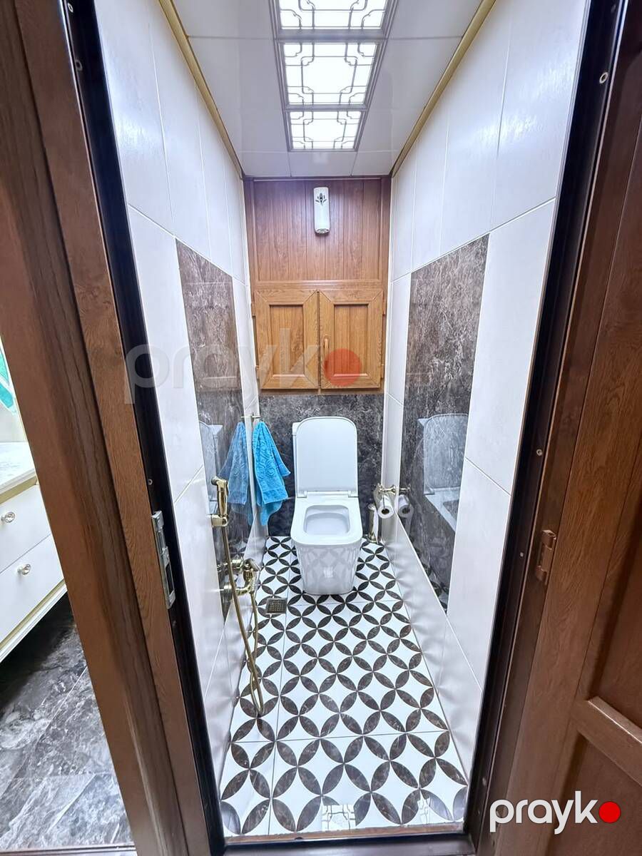 Satılır 5 otaqlı köhnə tikili 130 m² — Mənzil, Bakı (12)