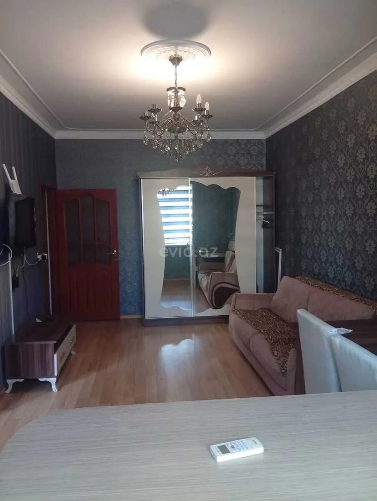 Kirayə 2 otaqlı mənzil 7-ci mikrorayonda — Mənzil, Bakı (2)