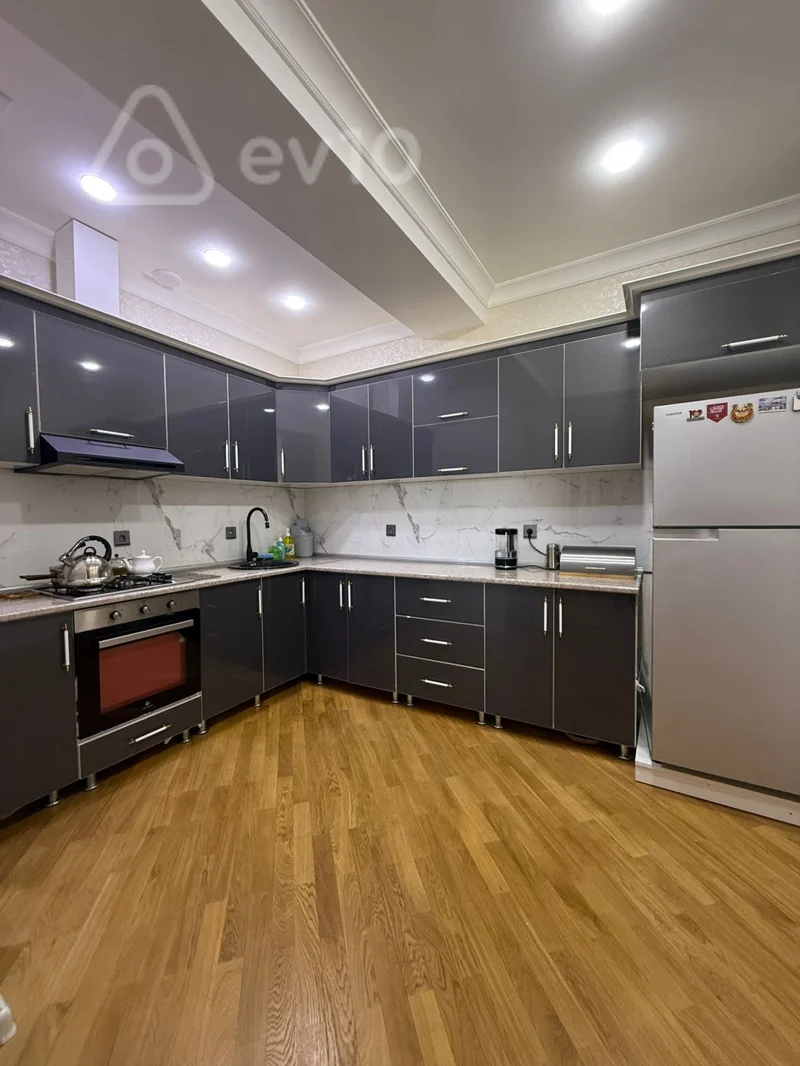 3 otaqlı mənzil, 95 m², Heydər Əliyev Mərkəzinin yaxınlığı — Mənzil, Bakı (8)