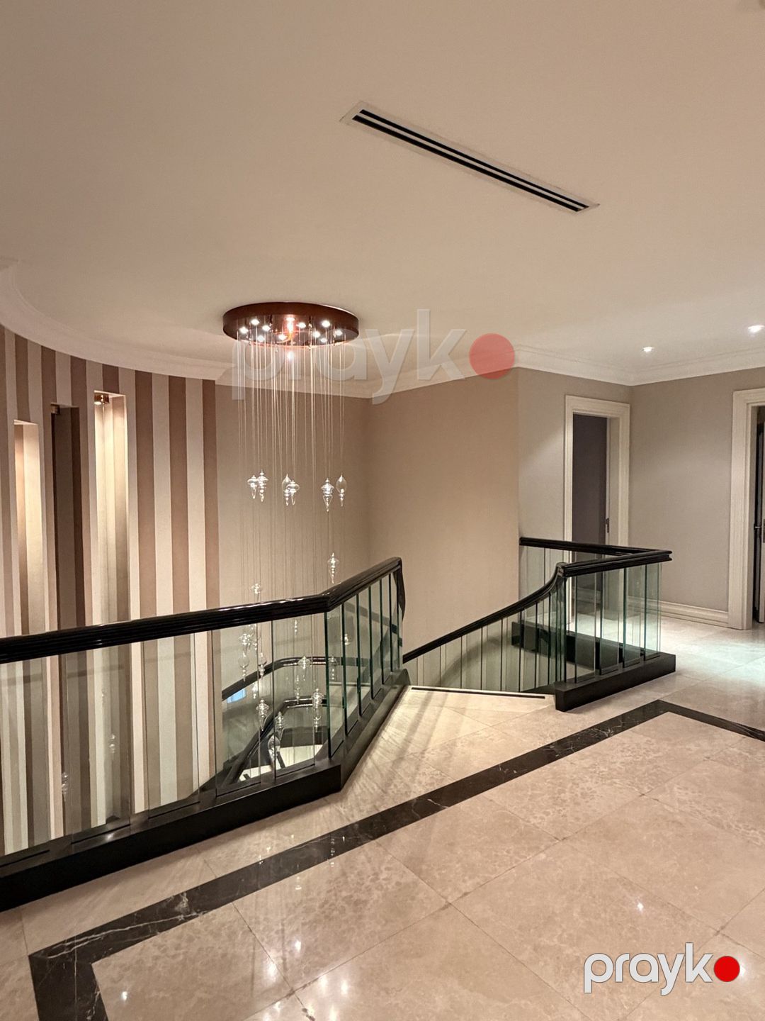 İcarəyə verilir 6 otaqlı köhnə tikili 350 m² — Mənzil, Bakı (7)