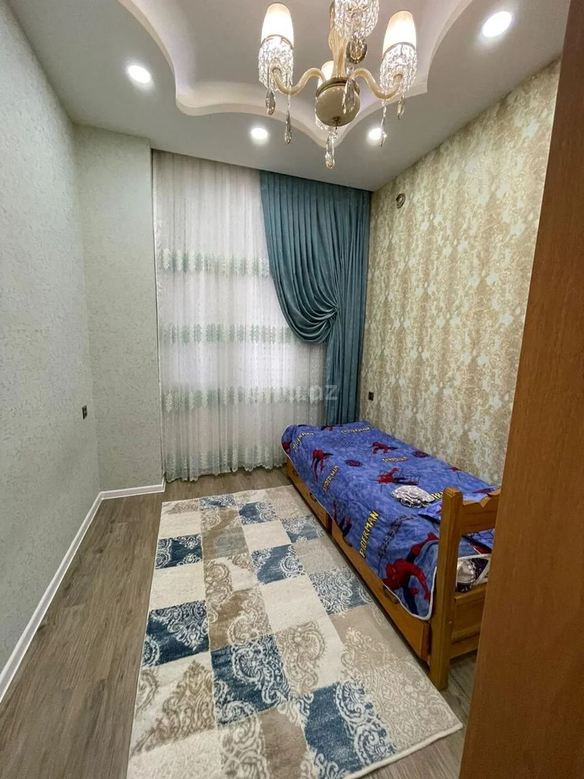 Kirayə 3 otaqlı mənzil Neftçilər metrosu yaxınlığında — Mənzil, Bakı (6)