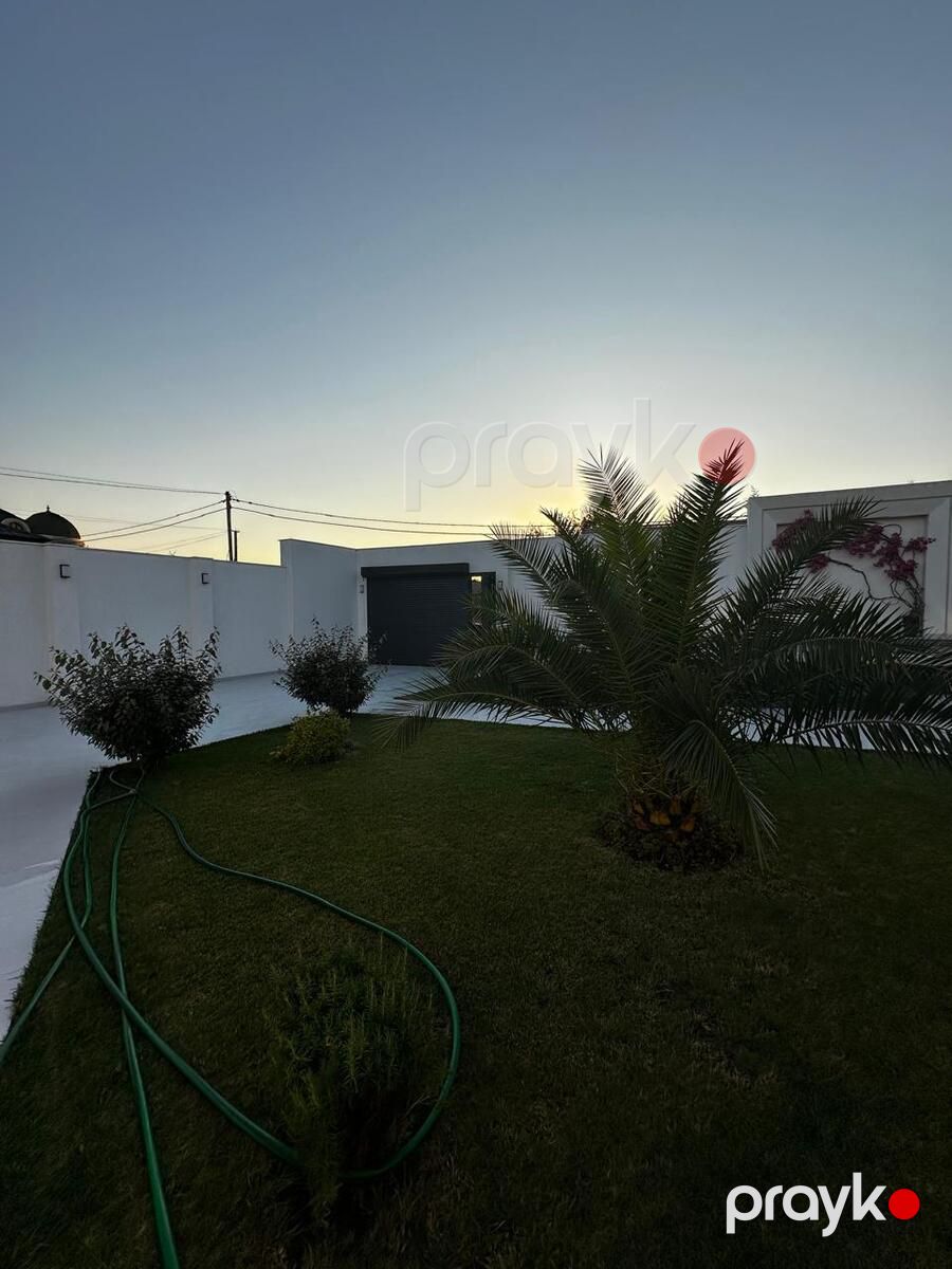 Satılır 5 otaqlı həyət evi/bağ evi 250 m² — Ev, villa, Bakı (6)