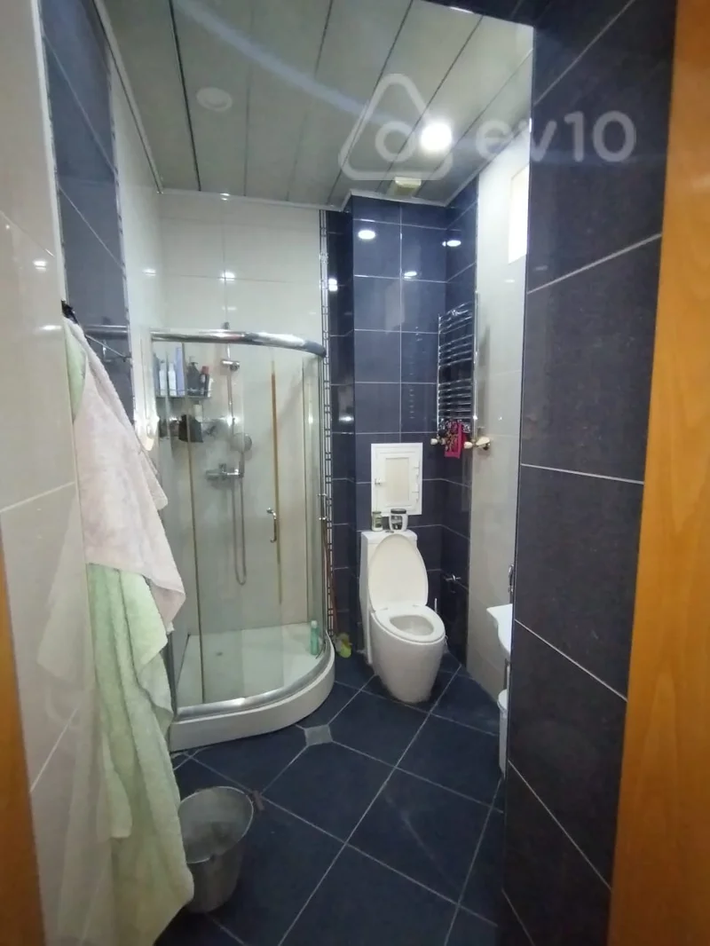 9 otaqlı həyət evi, 640 m², Koroğlu küc — Ev, villa, Bakı (11)