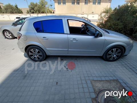 Opel Astra H (hatchback) – gümüşü rəng Texniki xüsusiyyətlər və — Bakı