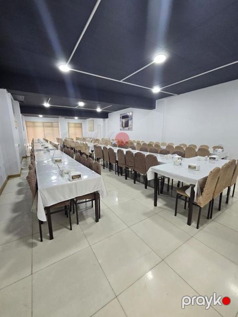 Satılır obyekt 569 m² — Bakı