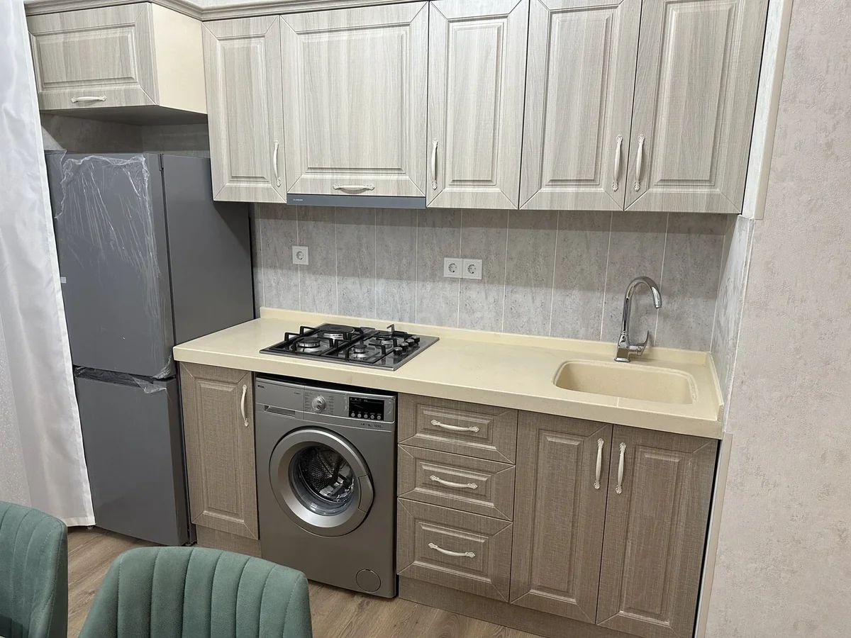 Kirayə 2 otaqlı mənzil 20 Yanvar metrosu yaxınlığında — Mənzil, Bakı (4)