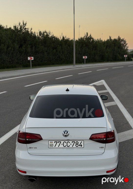 Volkswagen Jetta, 1.8 L, 2016 il, 136 800 km — Avtomobillər, Bakı (10)