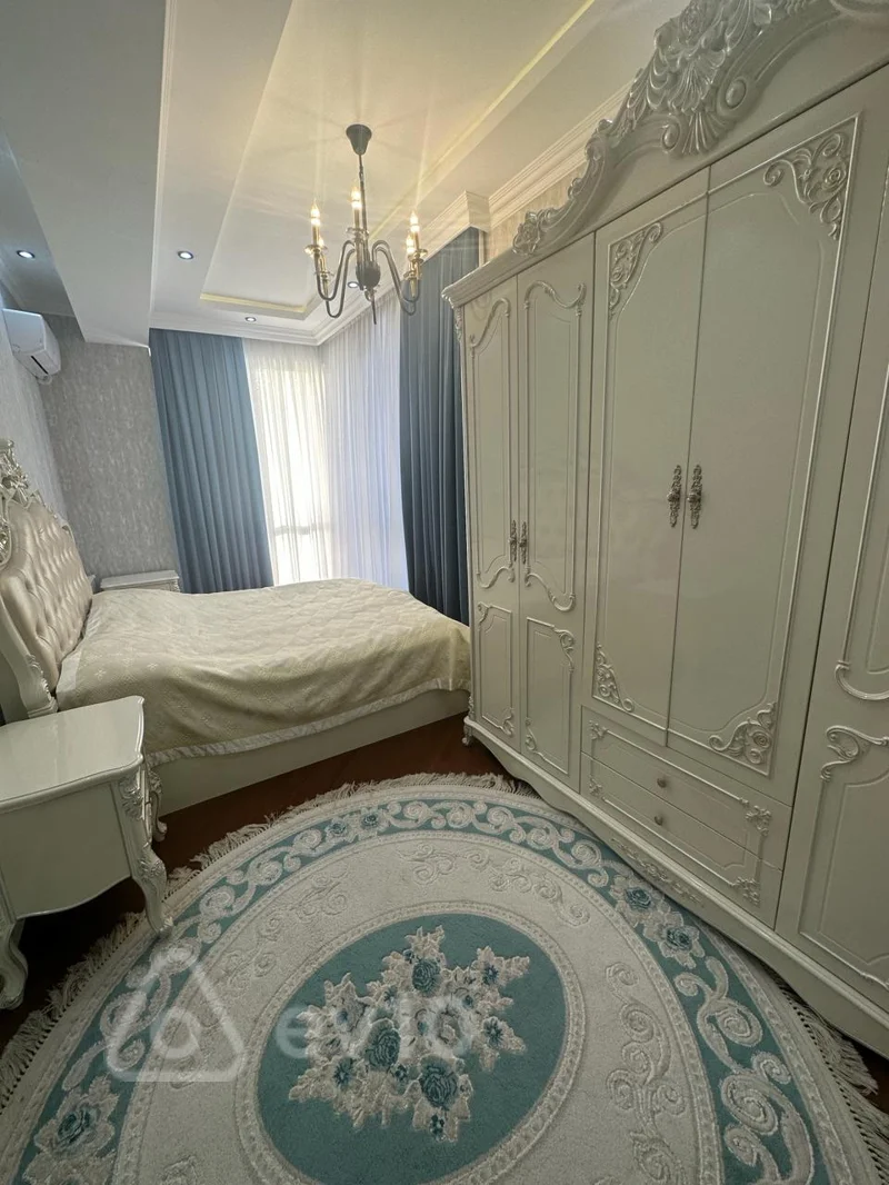 3 otaqlı mənzil, 120 m², Elşad Quluyev kücəsi — kirayə — Mənzil, Bakı (7)