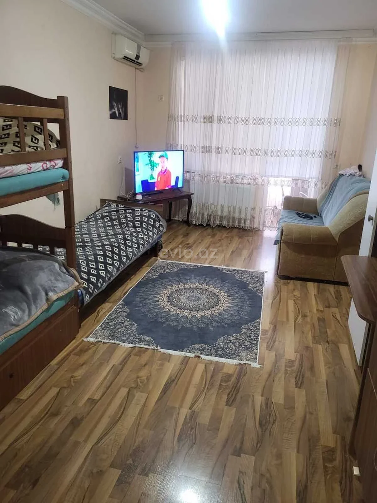 Kirayə 2 otaqlı mənzil Xalqlar Dostluğu metrosu yaxınlığında — Mənzil, Bakı (2)