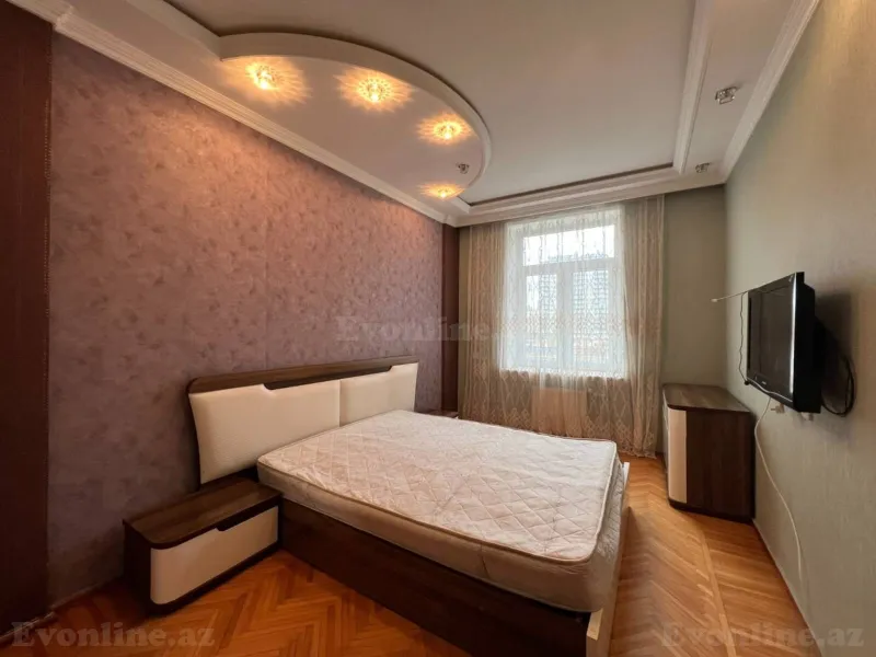 Kirayə verilir 4 otaqlı Mənzil Köhnə tikili 110 m² Bakı, Xətai r — Mənzil, Bakı (5)