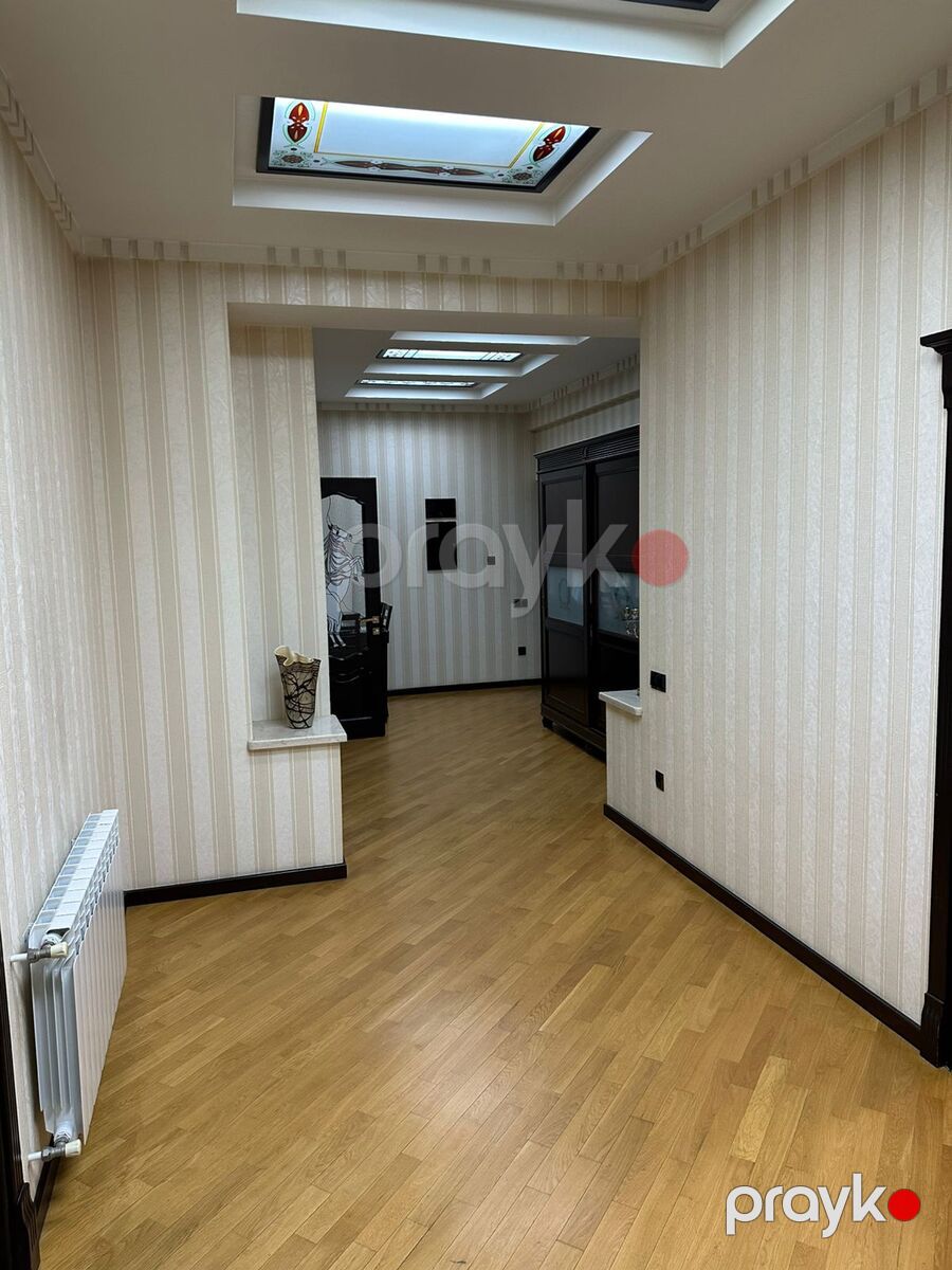 Satılır 4 otaqlı yeni tikili 200 m² — Mənzil, Bakı (12)