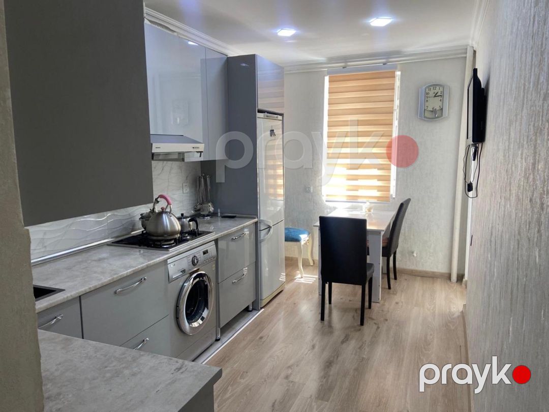 Satılır 4 otaqlı köhnə tikili 85 m² — Mənzil, Bakı (10)