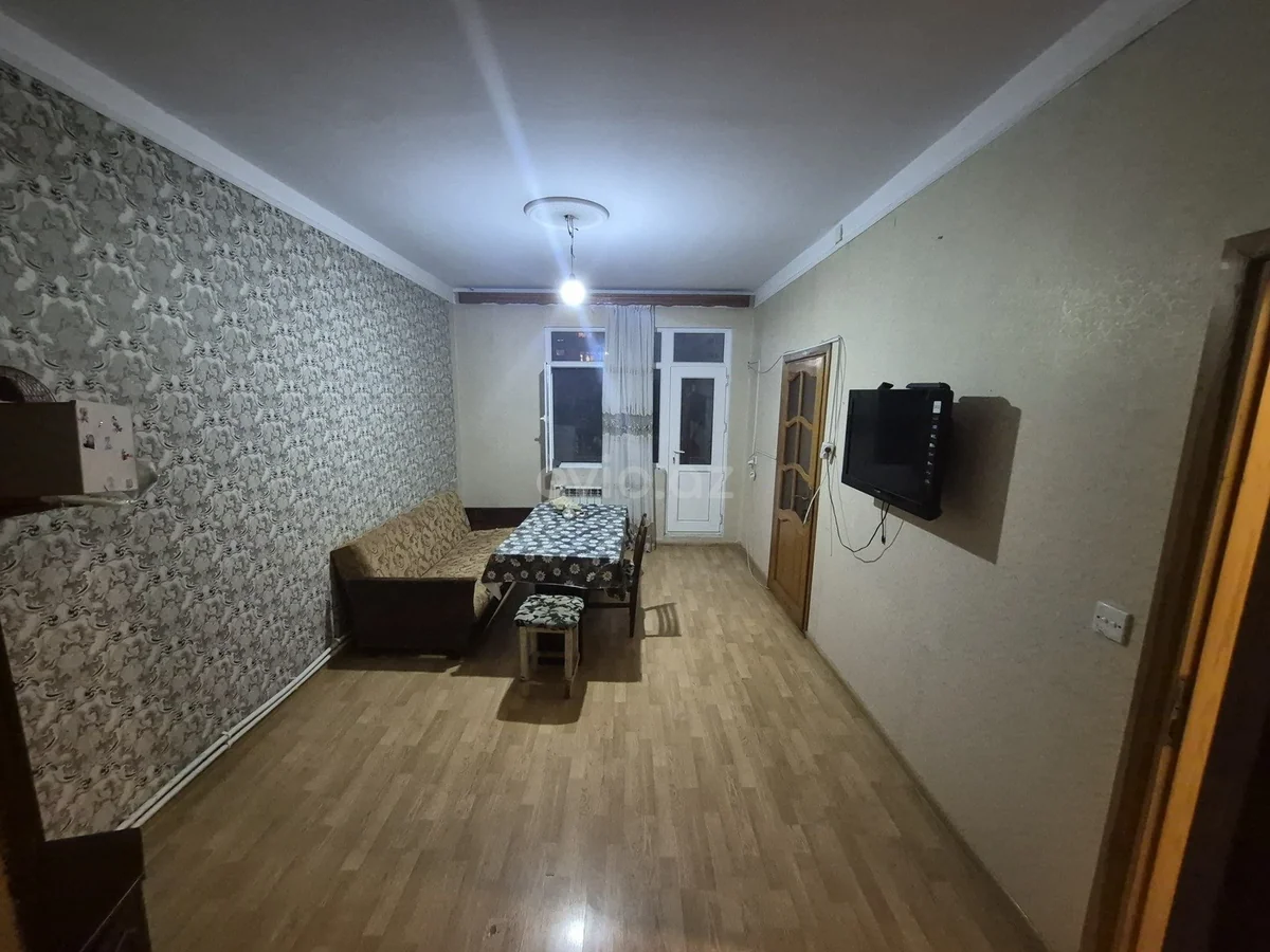 2 otaqlı orta təmirli mənzil satılır Bakıxanov qəsəbəsində — Bakı