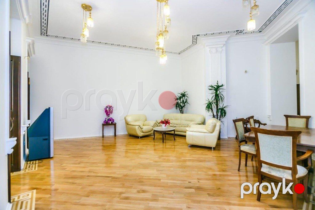Satılır 4 otaqlı köhnə tikili 130 m² — Mənzil, Bakı (6)
