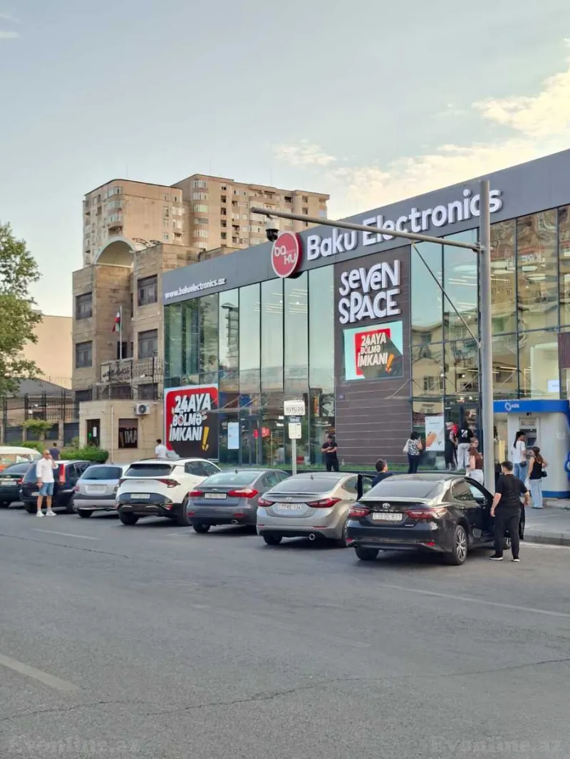 Satılır 2 otaqlı Mənzil Köhnə tikili 50 m² Bakı, Yasamal r., İnşaatçılar m., Yasamal — Bakı