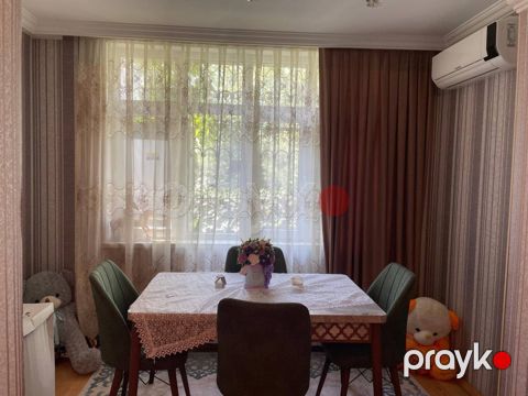 Satılır 2 otaqlı köhnə tikili 50 m² — Bakı
