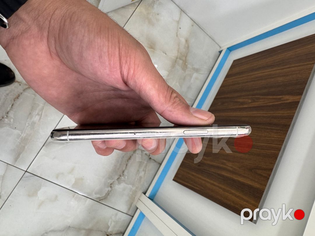 Apple iPhone 11 Pro Silver 256GB/4GB — Smartfonlar, Bakı (4)