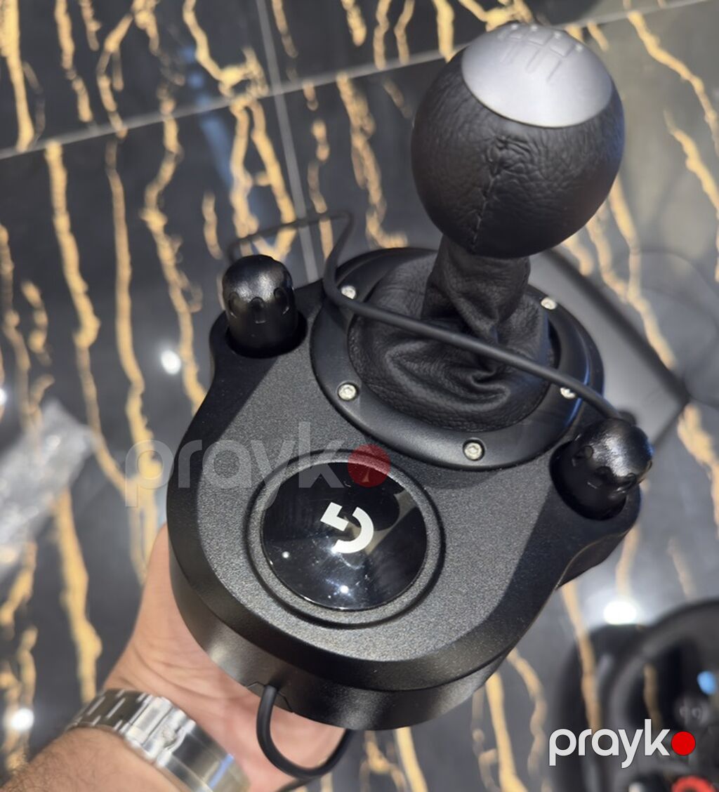 Logitech G29 Driving Force sükan dəsti + pedallar + mexaniki sürət — Təkər idarəetməsi, Bakı (3)