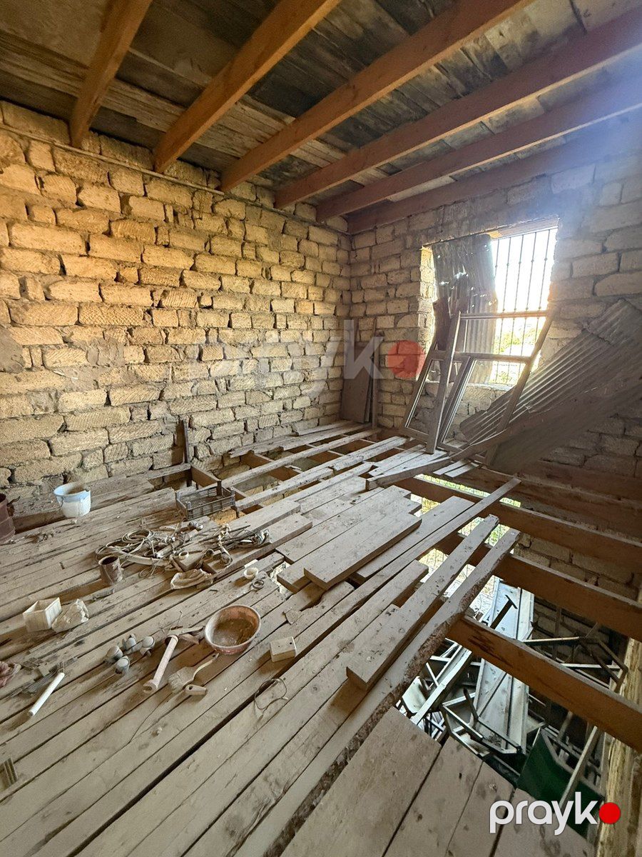 Həyət evi, Qobu qəs — Ev, villa, Bakı (11)