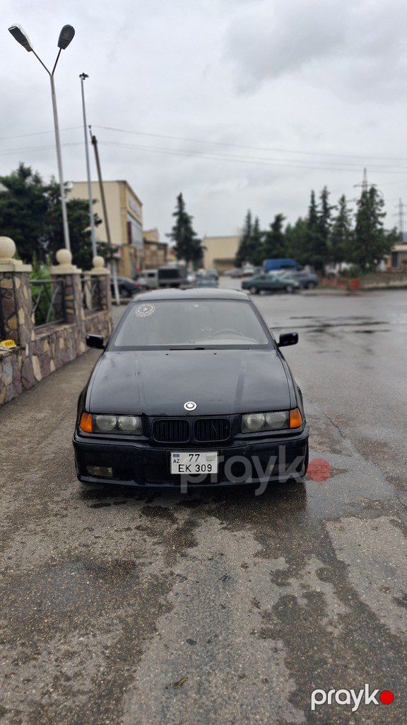 BMW 318, 1.8 L, 1993 il, 596 538 km — Avtomobillər, Quba (2)