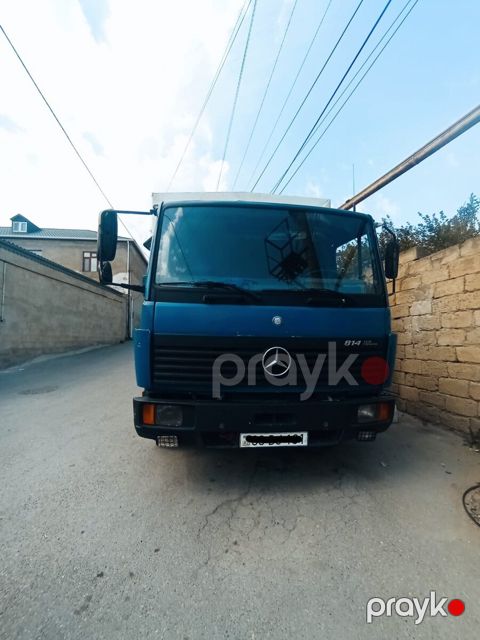Yük maşını Mercedes-Benz, 1997 il — Xırdalan