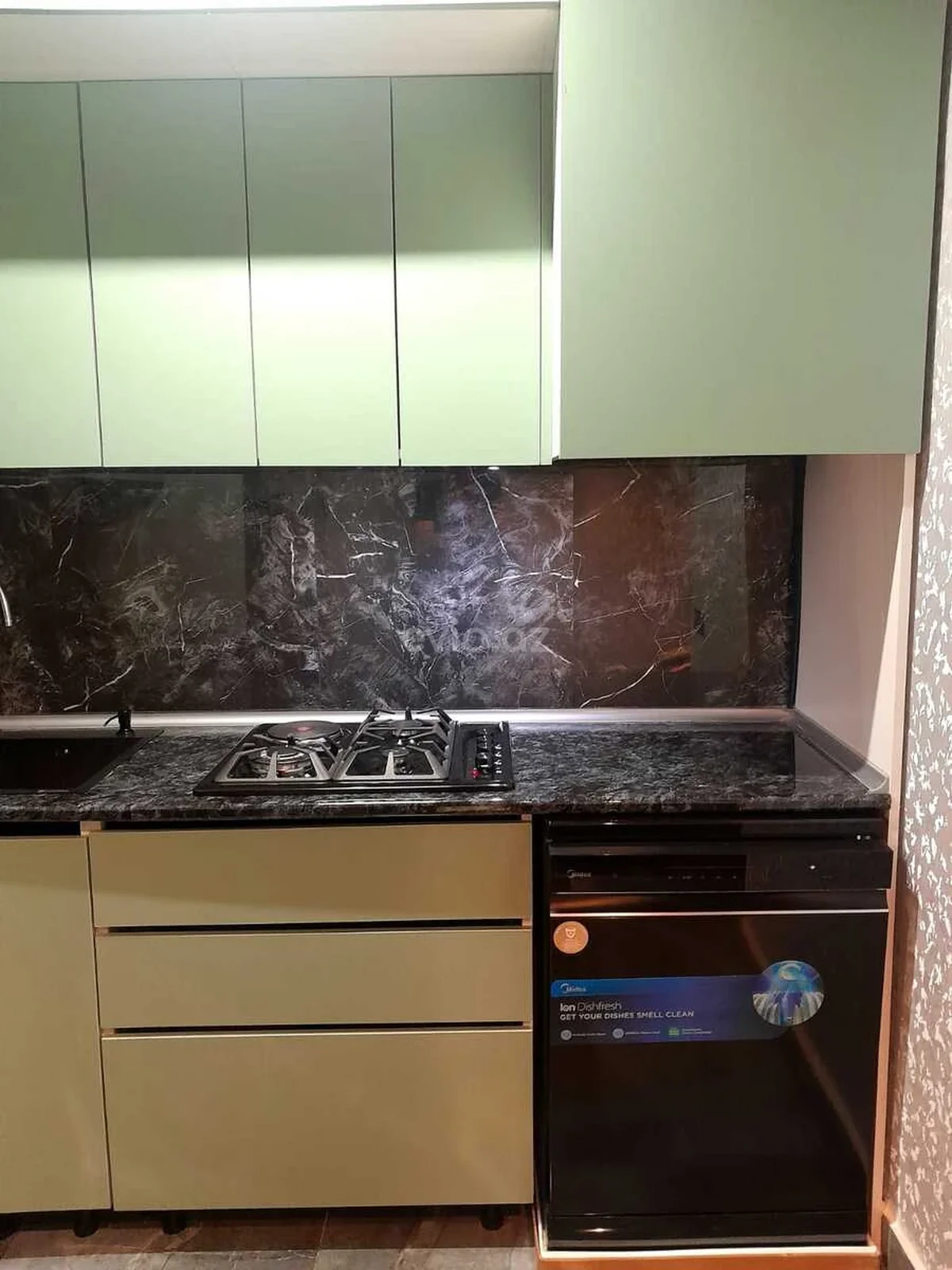 3 otaqlı tam təmirli mənzil satılır Bayıl qəsəbəsində — Mənzil, Bakı (4)