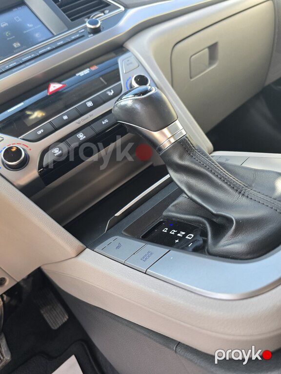 Hyundai Elantra, 2.0 L, 2017 il, 121 000 km — Avtomobillər, Bakı (8)