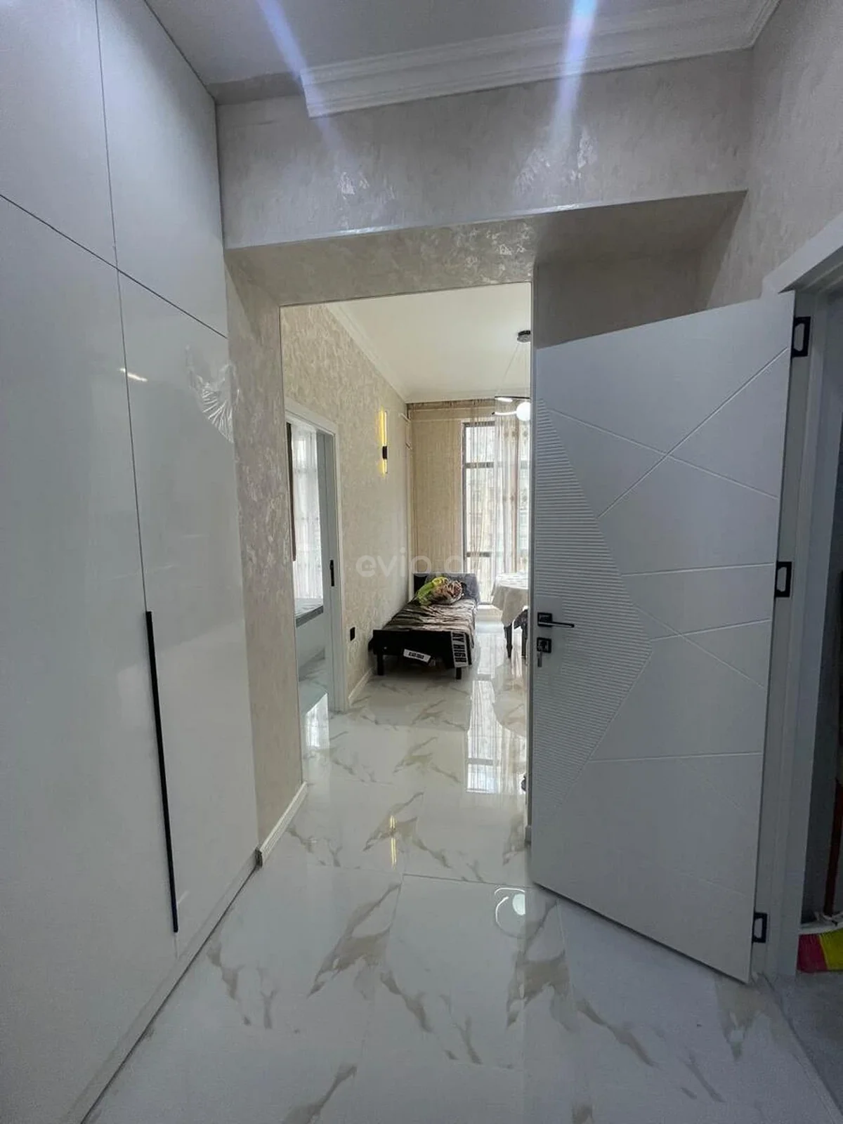 Kirayə 2 otaqlı mənzil Qara Qarayev metrosu yaxınlığında — Mənzil, Bakı (3)