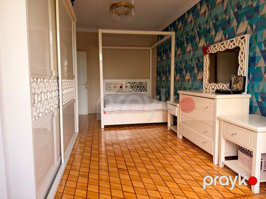 Satılır 4 otaqlı köhnə tikili 113 m² — Mənzil, Bakı (11)