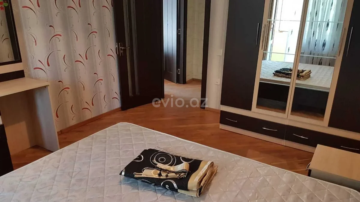 2 otaqlı orta təmirli mənzil satılır 8-ci mikrorayonda — Mənzil, Bakı (5)
