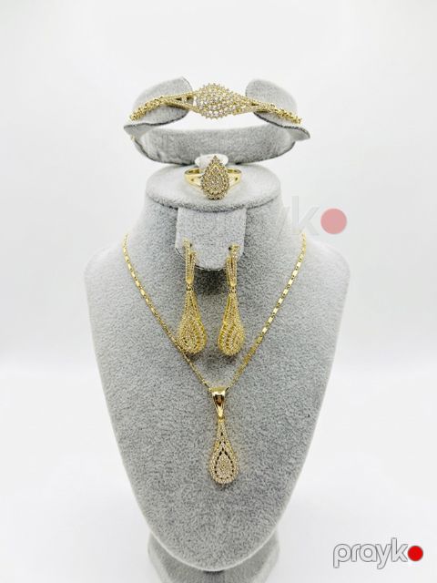 Bijuteriya dəsti Xuping Jewelry Kulonlu zəncir və qolbaq və sırğa və üzük Qadınlar üçün Bijuteriya ərintisi Qızılı 2026-63791 — Bakı