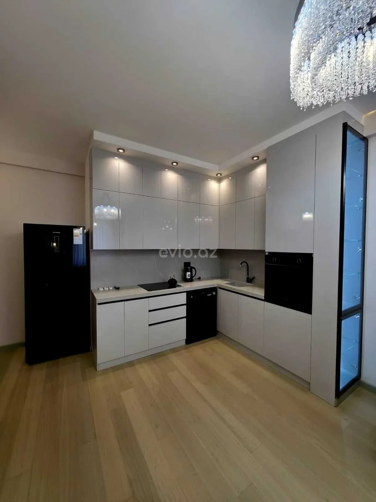 Kirayə 2 otaqlı mənzil Qara Qarayev metrosu yaxınlığında — Mənzil, Bakı (11)