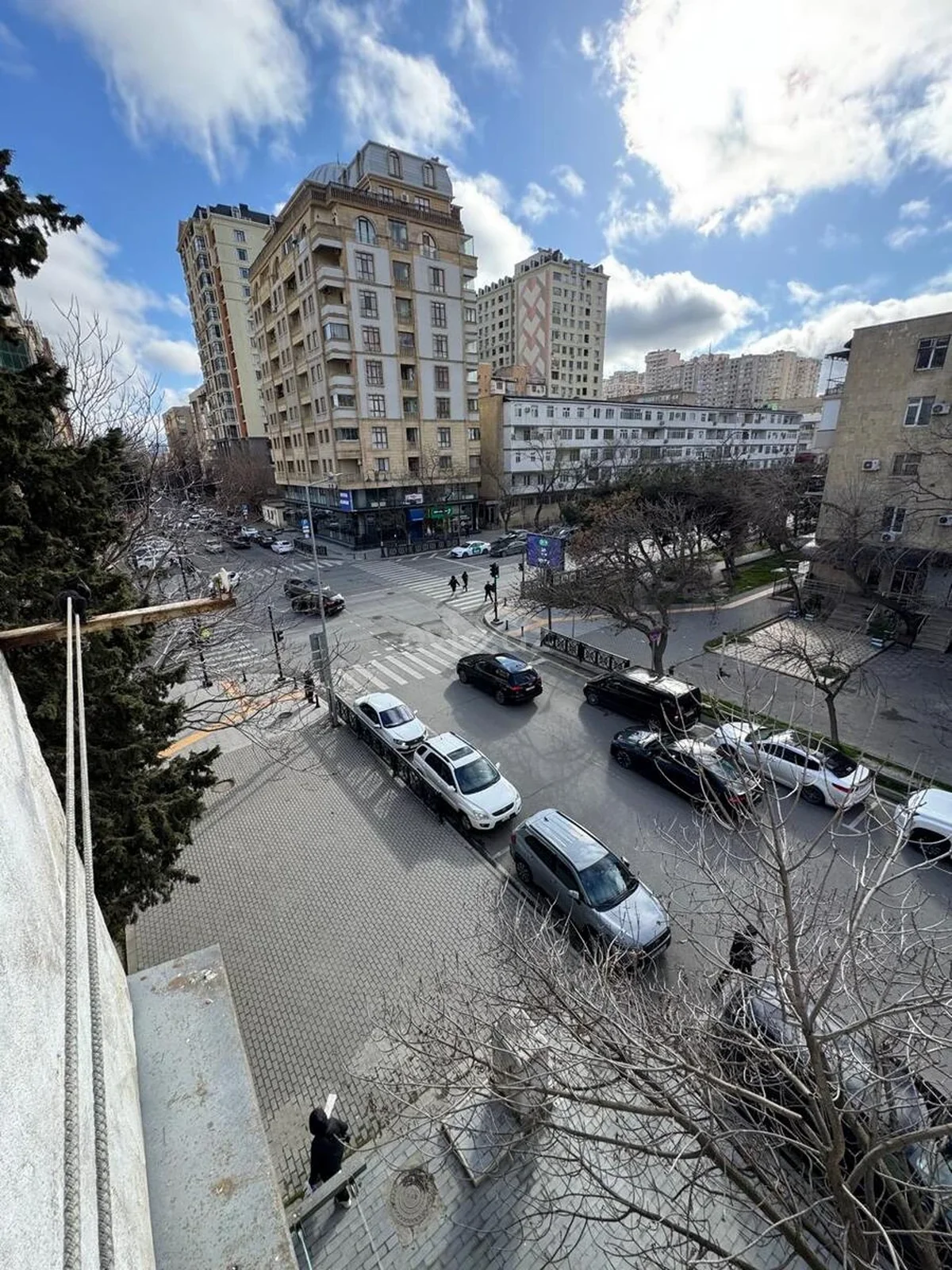 Kirayə 2 otaqlı mənzil Elmlər Akademiyası metrosu yaxınlığında — Mənzil, Bakı (9)