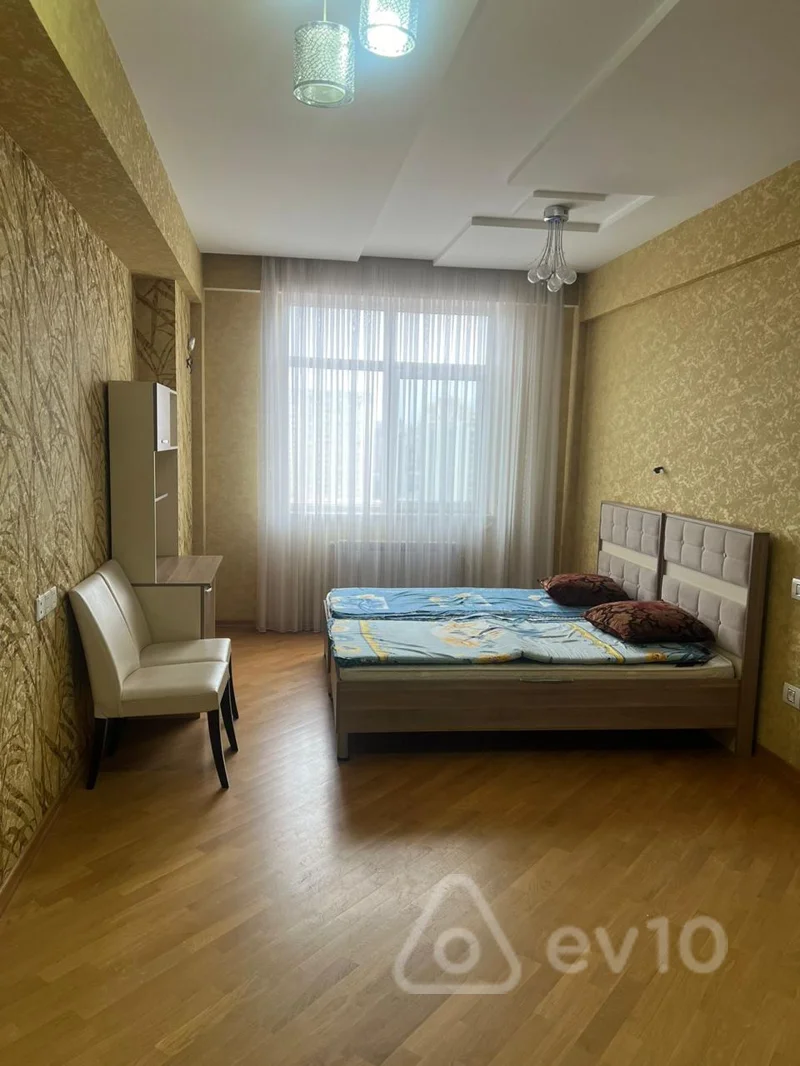 3 otaqlı mənzil, 135 m², Xocalı prospekti 34 — kirayə — Mənzil, Bakı (12)