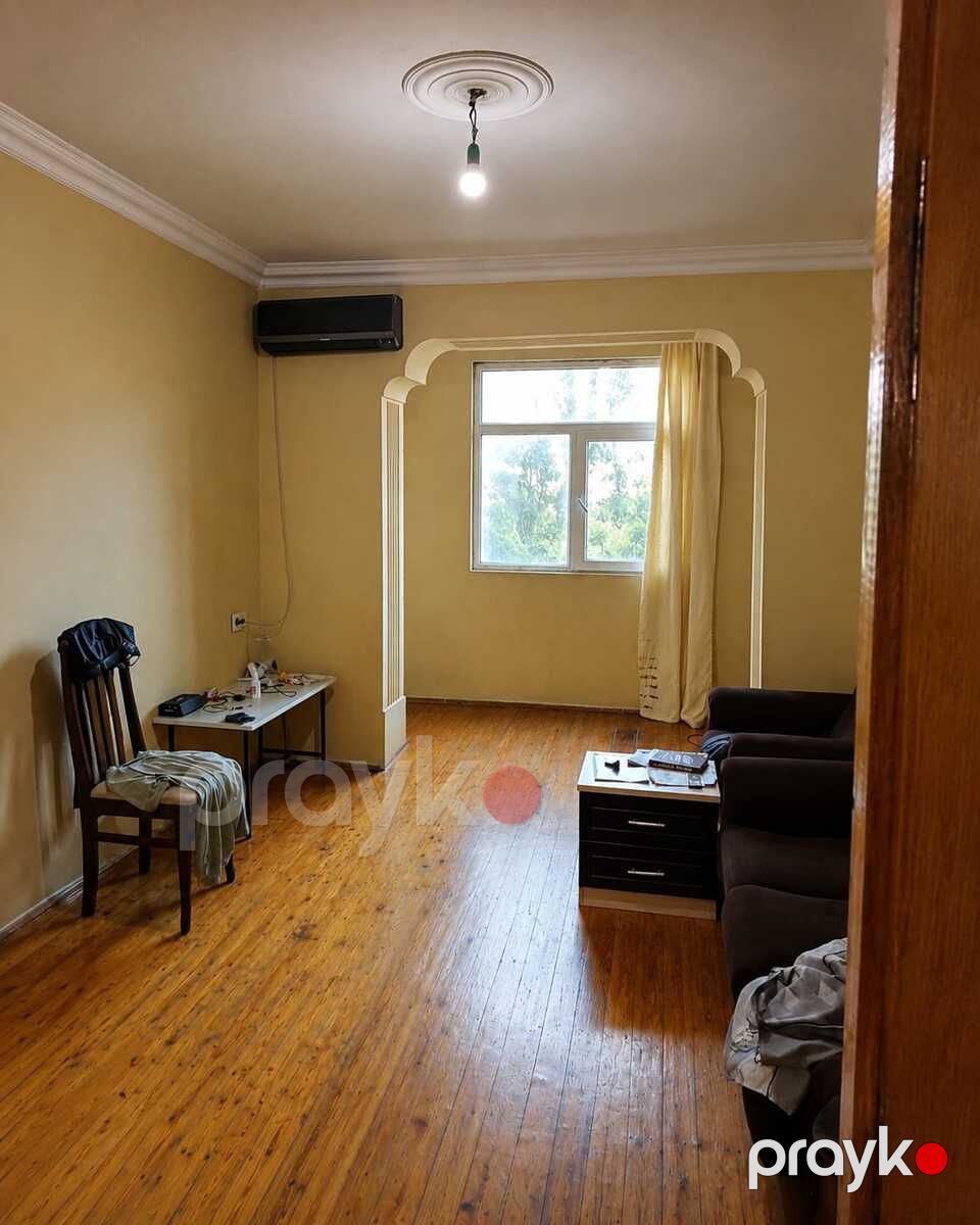 Satılır 2 otaqlı köhnə tikili 65 m² — Mənzil, Bakı (2)