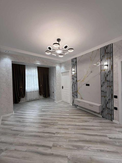 Satılır 2 otaqlı köhnə tikili 55 m² — Bakı