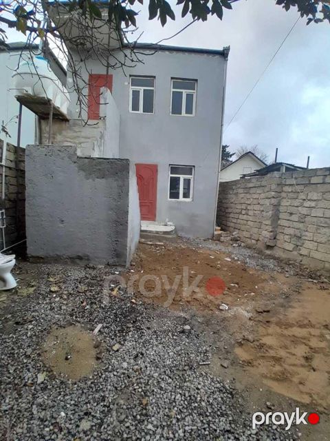 Satılır 4 otaqlı həyət evi/bağ evi 120 m² — Bakı