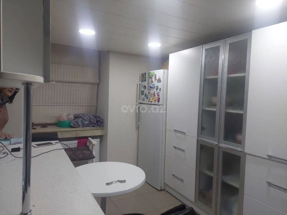 Kirayə 2 otaqlı mənzil Nizami metrosu yaxınlığında — Mənzil, Bakı (6)