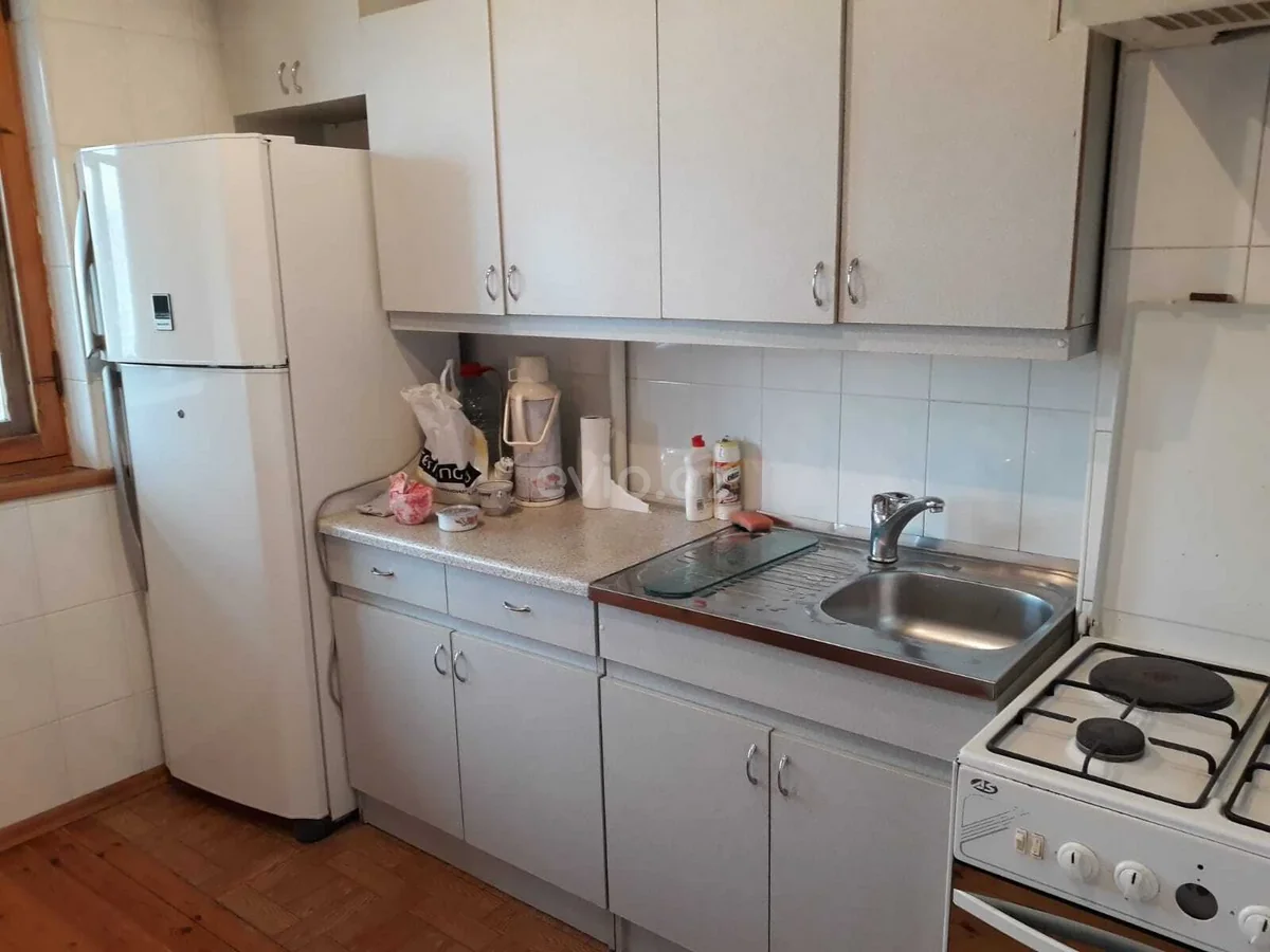 Kirayə 2 otaqlı mənzil Azadlıq prospekti metrosu yaxınlığında — Bakı