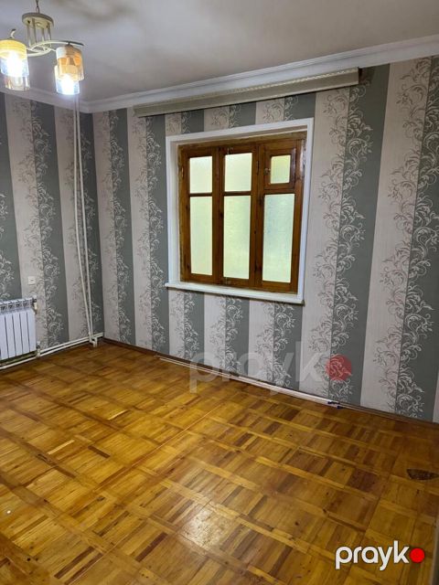 Satılır 3 otaqlı köhnə tikili 90 m² — Bakı
