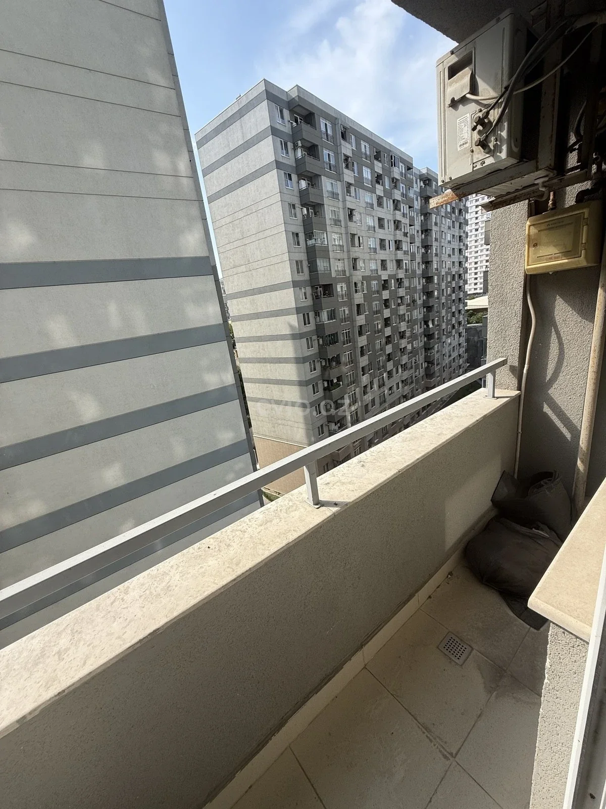 Kirayə 1 otaqlı mənzil 20 Yanvar metrosu yaxınlığında — Mənzil, Bakı (5)