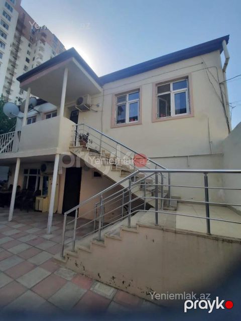 Satılır 5 otaqlı Həyət evi / Villa (Köhnə tikili), 200 m², 16-cı mikrorayon — Sumqayıt