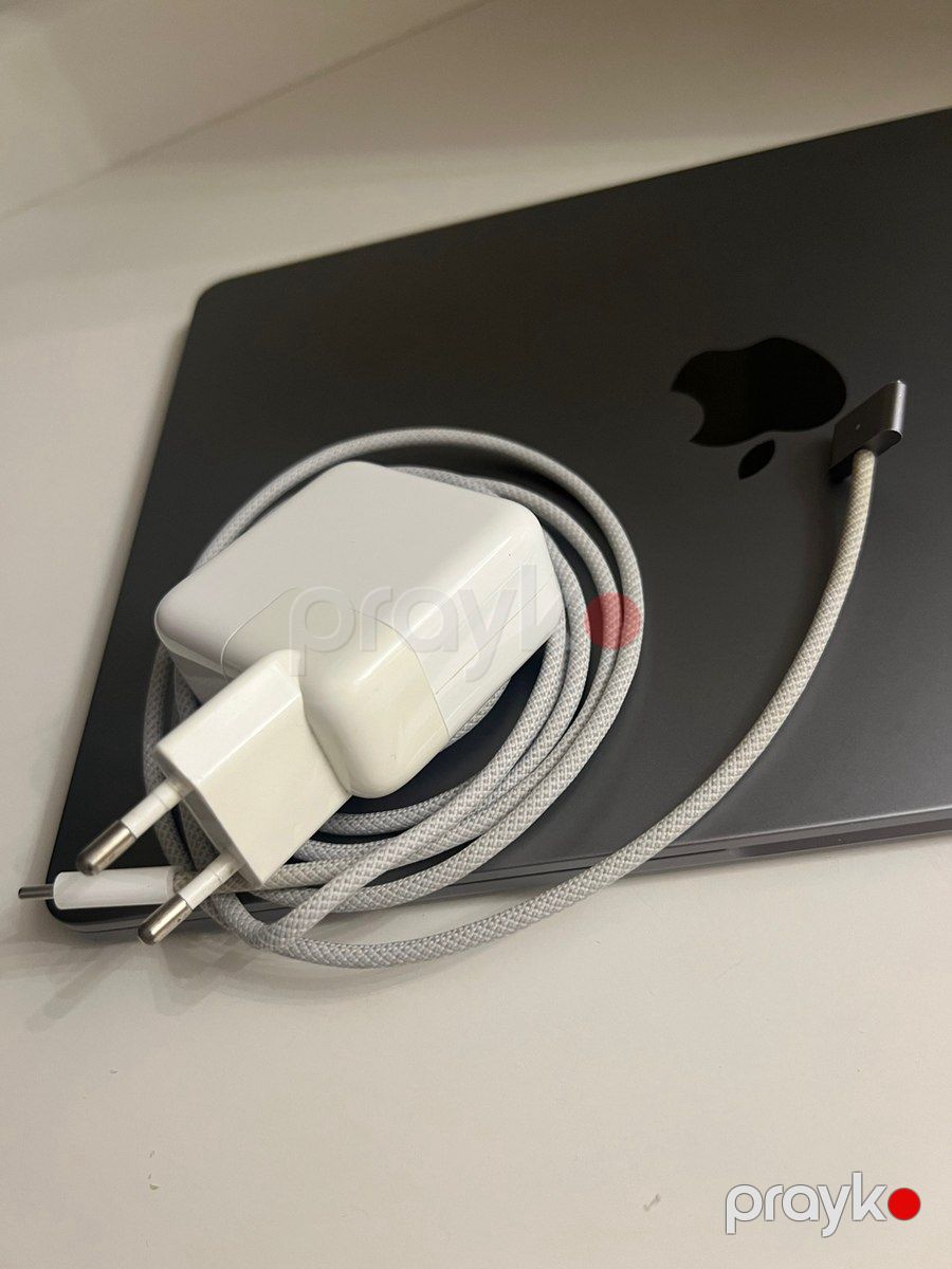 Apple MacBook Air 13” M3 (2024) — 8GB / 256GB — Noutbuklar, Bakı (4)