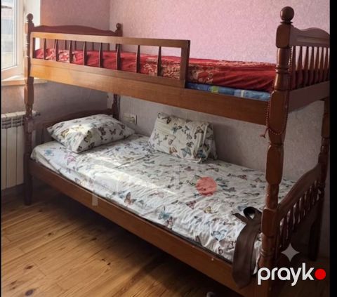 Iki mertebeli islenmis kravat — Sumqayıt