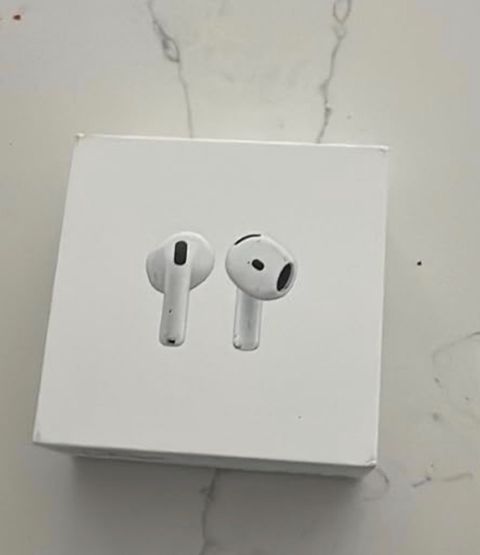 AirPods 4 — Bakı