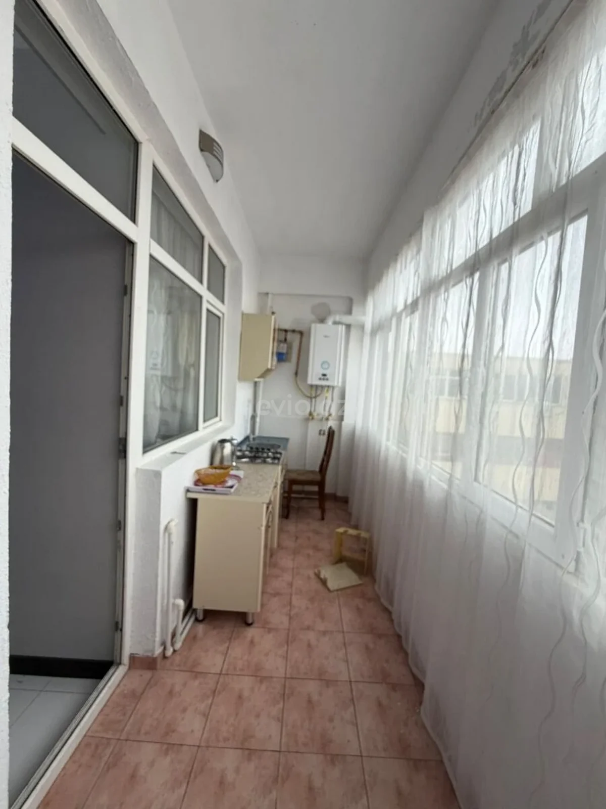 Kirayə 2 otaqlı mənzil Avtovağzal metrosu yaxınlığında — Mənzil, Bakı (6)