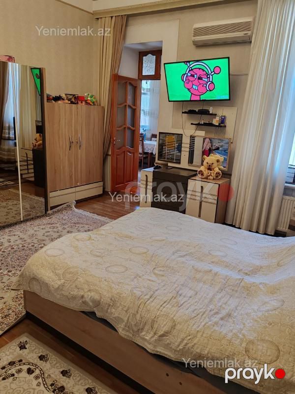 Satılır 6 otaqlı Bina evi menzil (Köhnə tikili), 110 m², Binəqədi rayonu — Mənzil, Bakı (7)