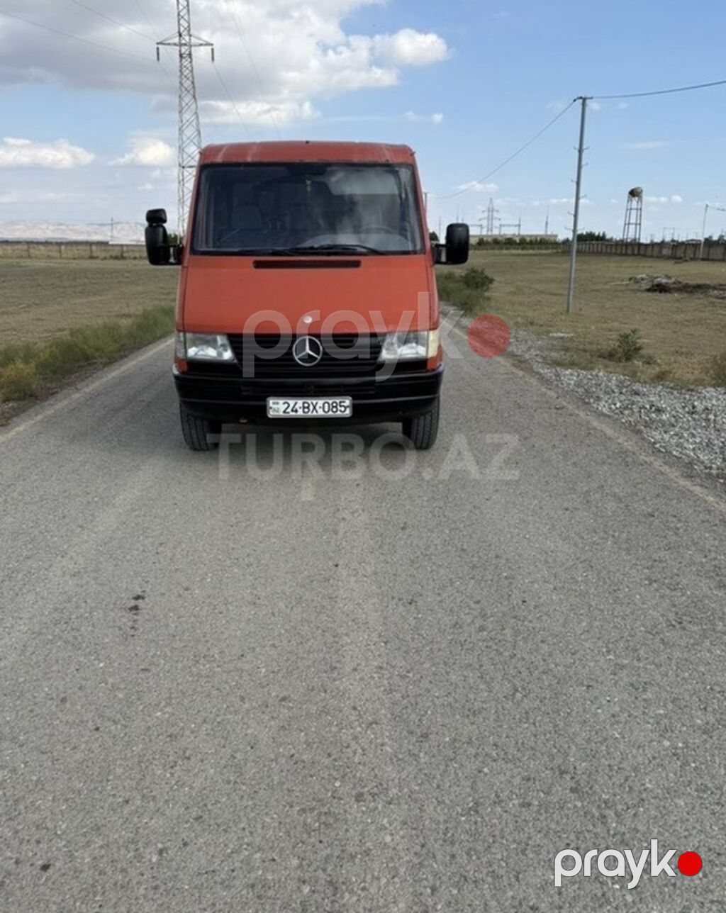 Mercedes-Benz Sprinter yük furqonu təqdim olunur. Avtomobil uzun və — Qoşqular, Digah (2)