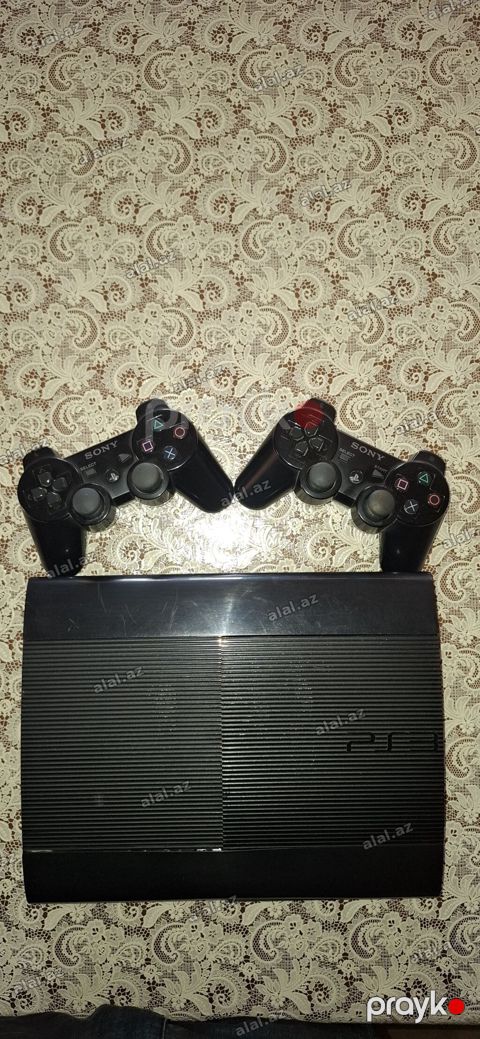 Ps3 super slim. Yaddaş 500 GB. heç bir problemi yoxdu. 2 ədəd orjinal — Şəmkir