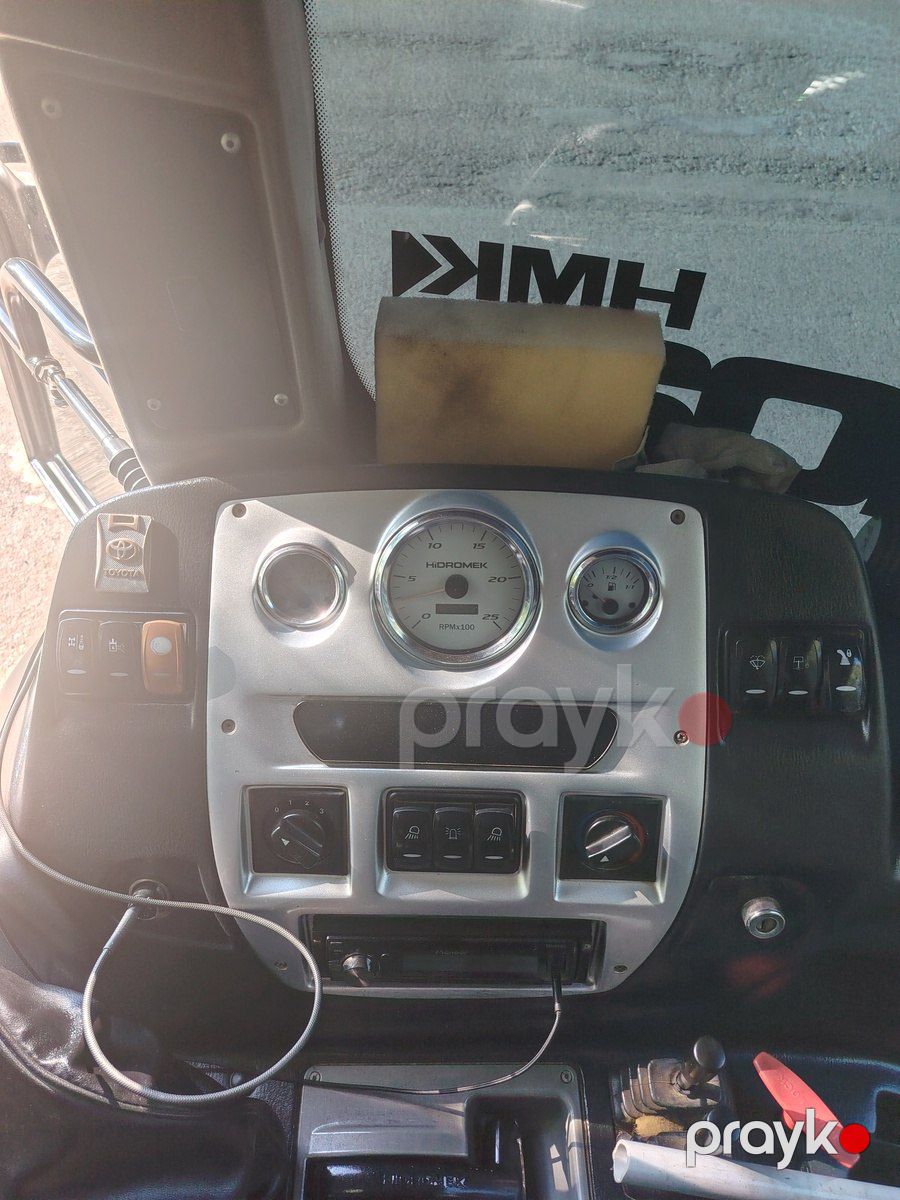 Ekskavator Hidromek, 2012 il — İnşaat texnikası, Gədəbəy (7)